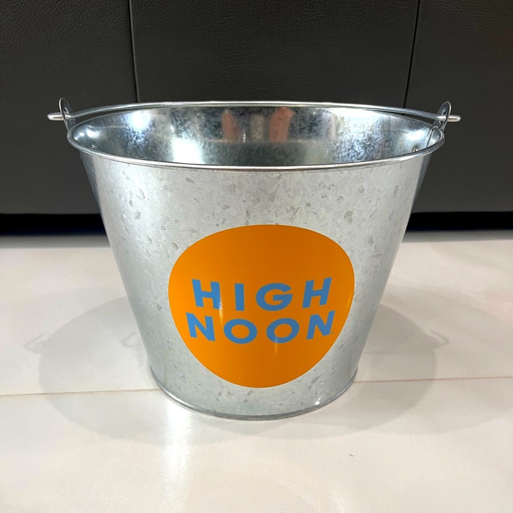 NEW High Noon Sun Sips Seltzer Galvanized Metal Ice Bucket Beer Bucket Party